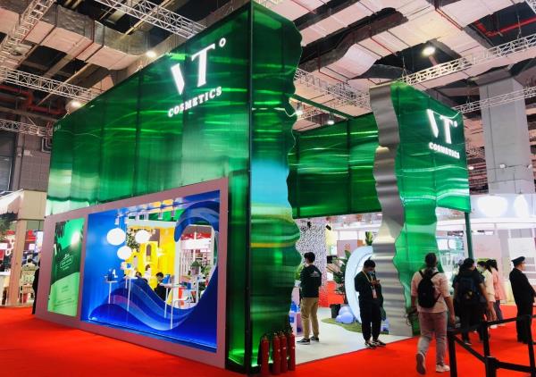 中国展台搭建设计-VT° 化妆品-上海美容展台搭建商
